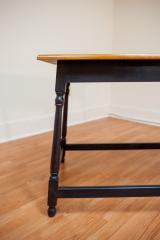 Tavern Table Side Detail